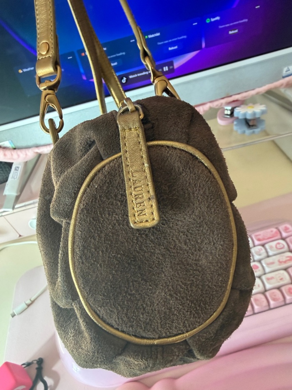 Ralph Lauren Brown Suede Shoulder Bag with Gold Accents - Picture 3 of 7